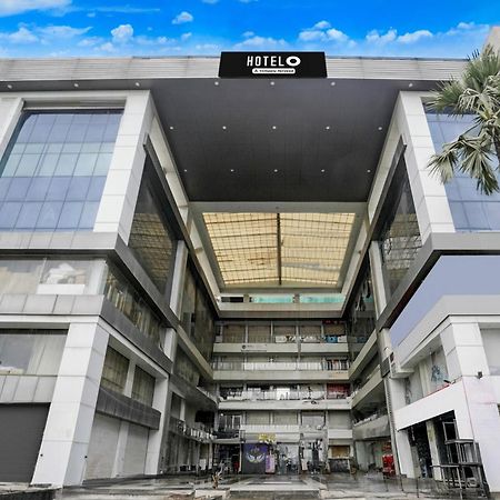 Super Hotel O Vip Road Formerly Hotel Lotus สุรัต ภายนอก รูปภาพ