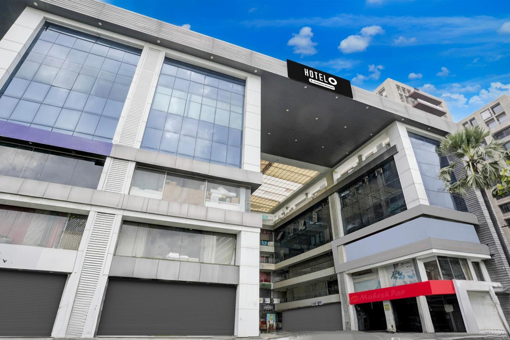 Super Hotel O Vip Road Formerly Hotel Lotus สุรัต ภายนอก รูปภาพ